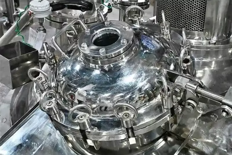 cdmo services pharma solutions